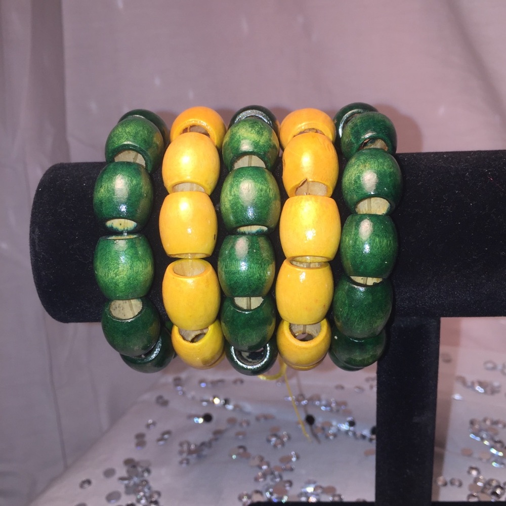 Wooden bead elastic bracelet set